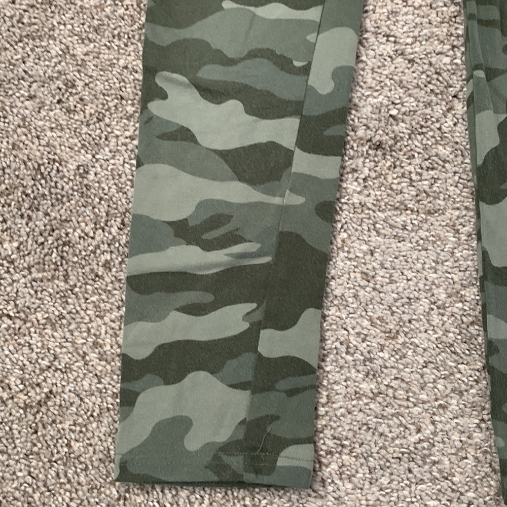 Old Navy Leggings - Picture 3 of 6